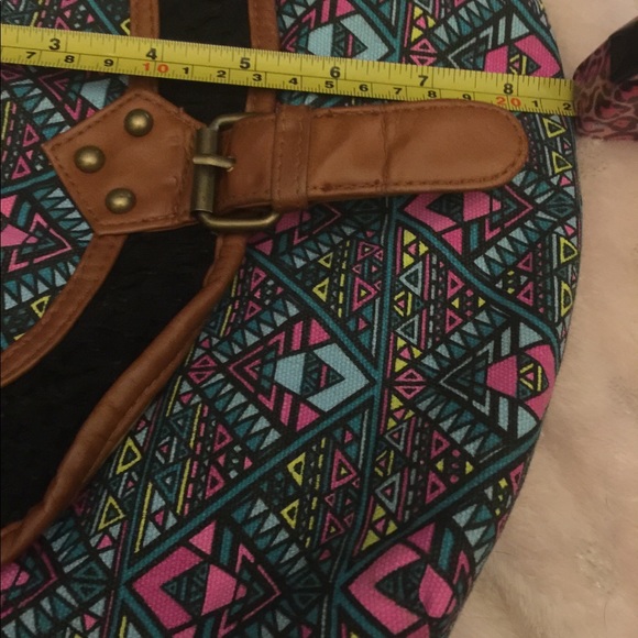 Cloth Printed Cross Body - Picture 6 of 6